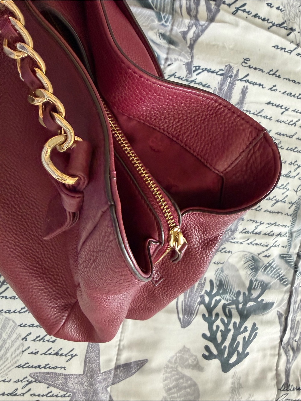 Tory Burch Pebbled Leather Shoulder Bag in Burgundy - Picture 8 of 12